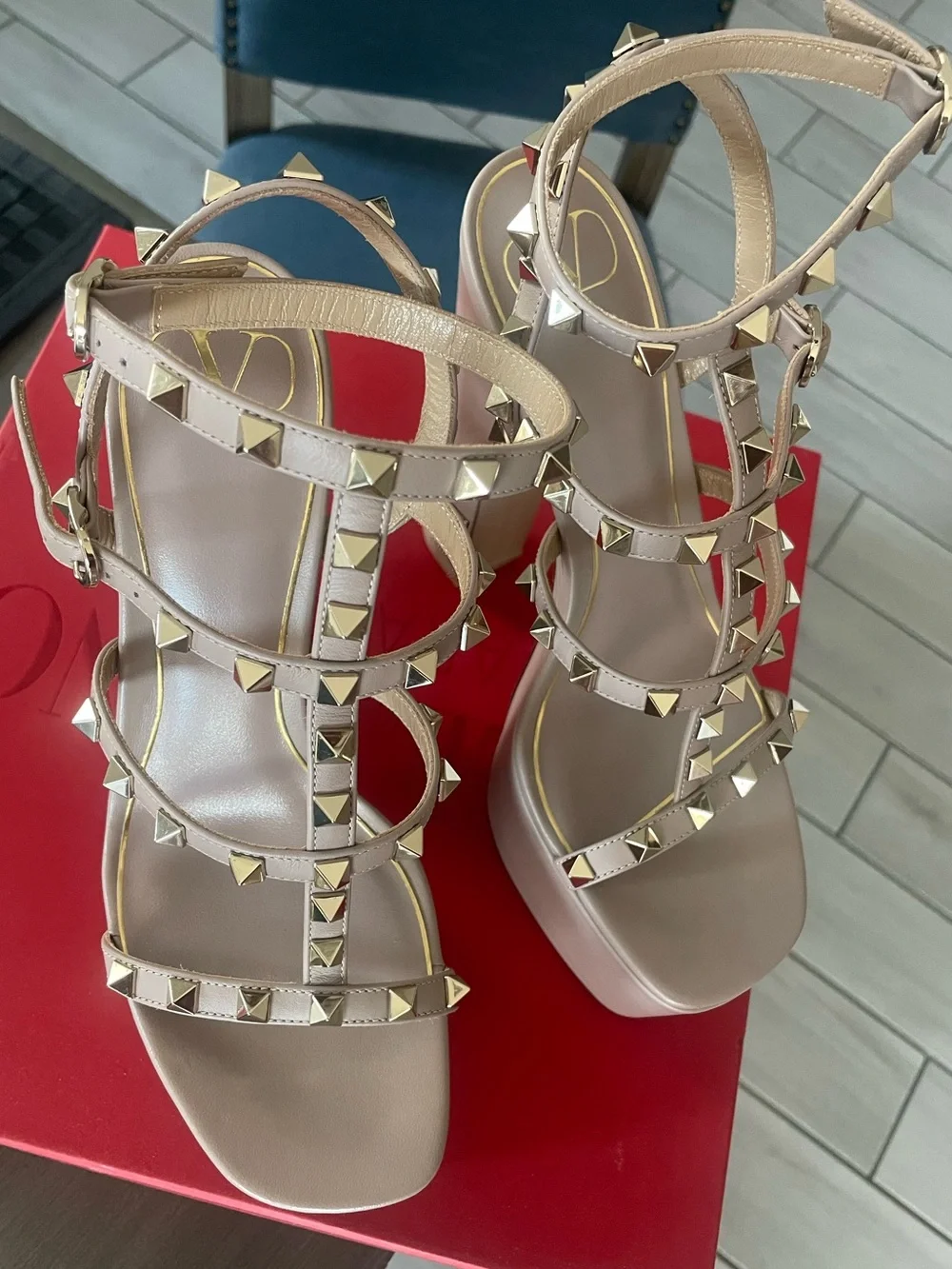 Valentino Garavani Nude Pink Pyramid-Stud Platform Sandals